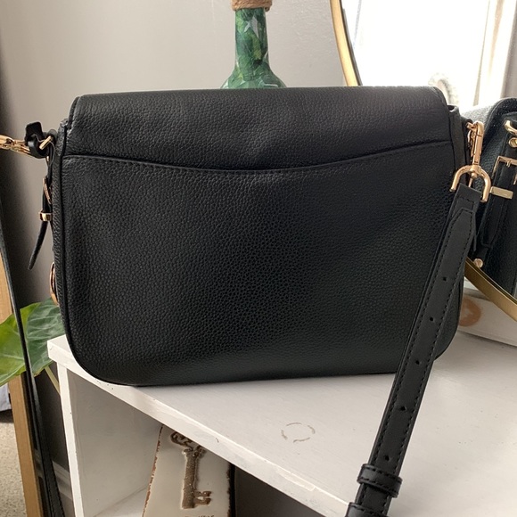 Michael Kors Bedford Legacy Bag - Picture 4 of 8